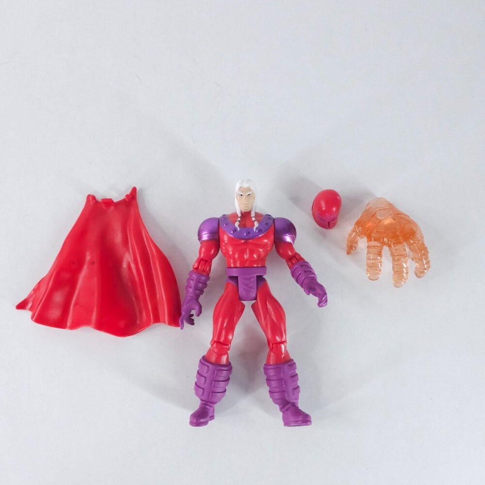 Vintage Toy Biz X-Men Magneto Complete Loose Action Figure Age of Apocalypse